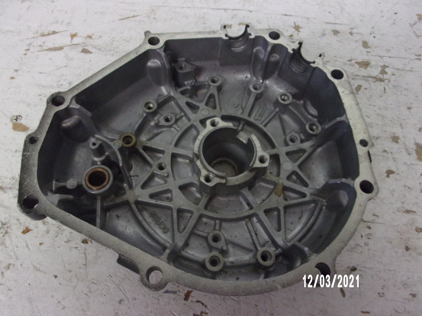 Yamaha WaveRunner PWC 1998-2003 SUV SV GP XL OEM Flywheel Cover 65U-81337-00-8P
