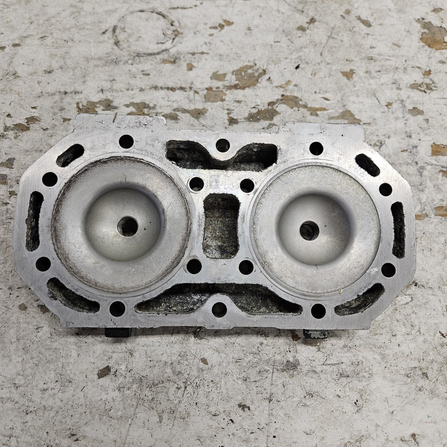 Kawasaki Jet Ski 1991-1995 650 Jet Mate X2 TS SC Silver Cylinder Head 11001-3716