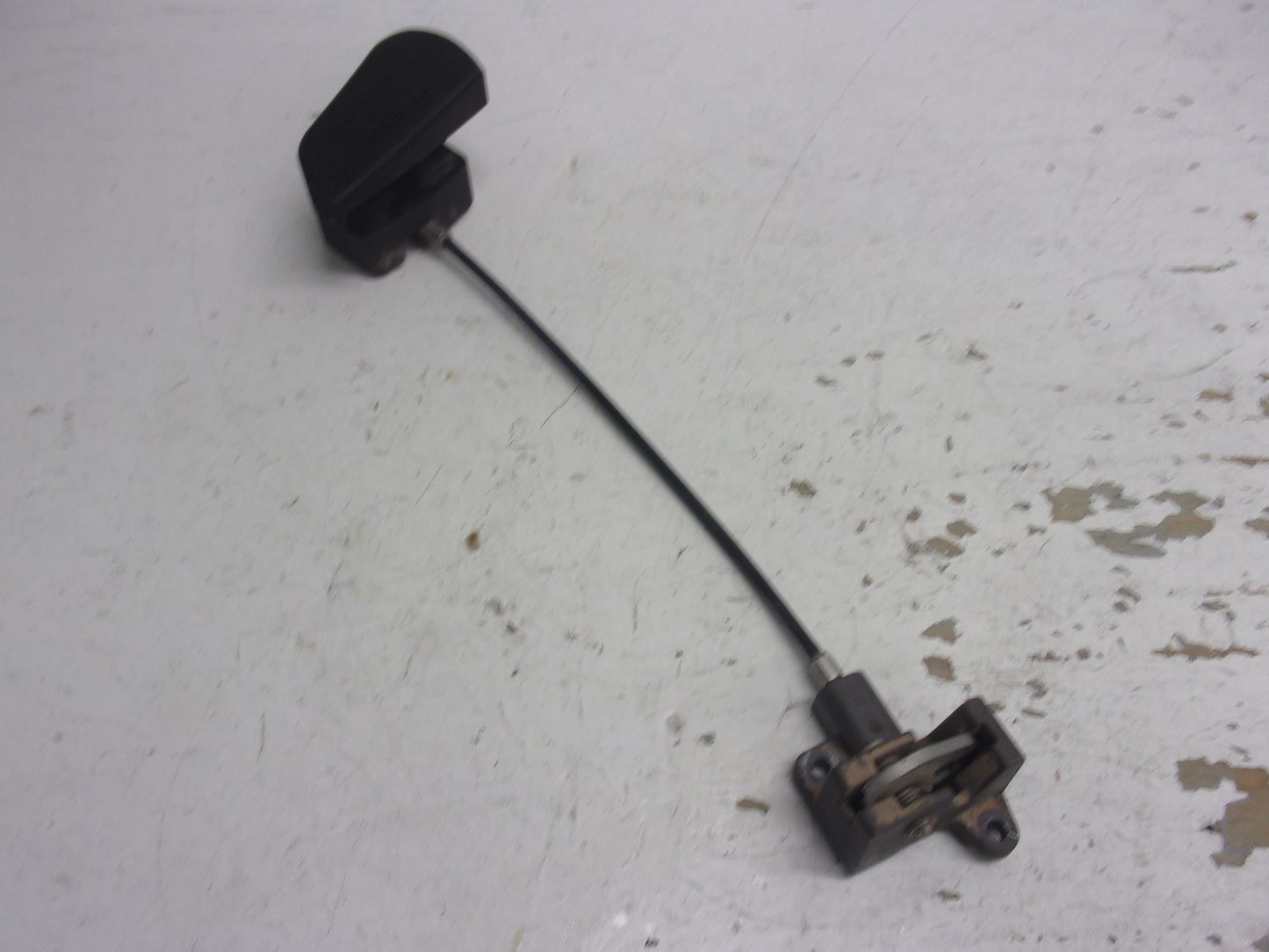 Yamaha Waverunner 2002-2005 FX1000 FX1100 FX140 Hood Latch # F1B-651A1-00-00