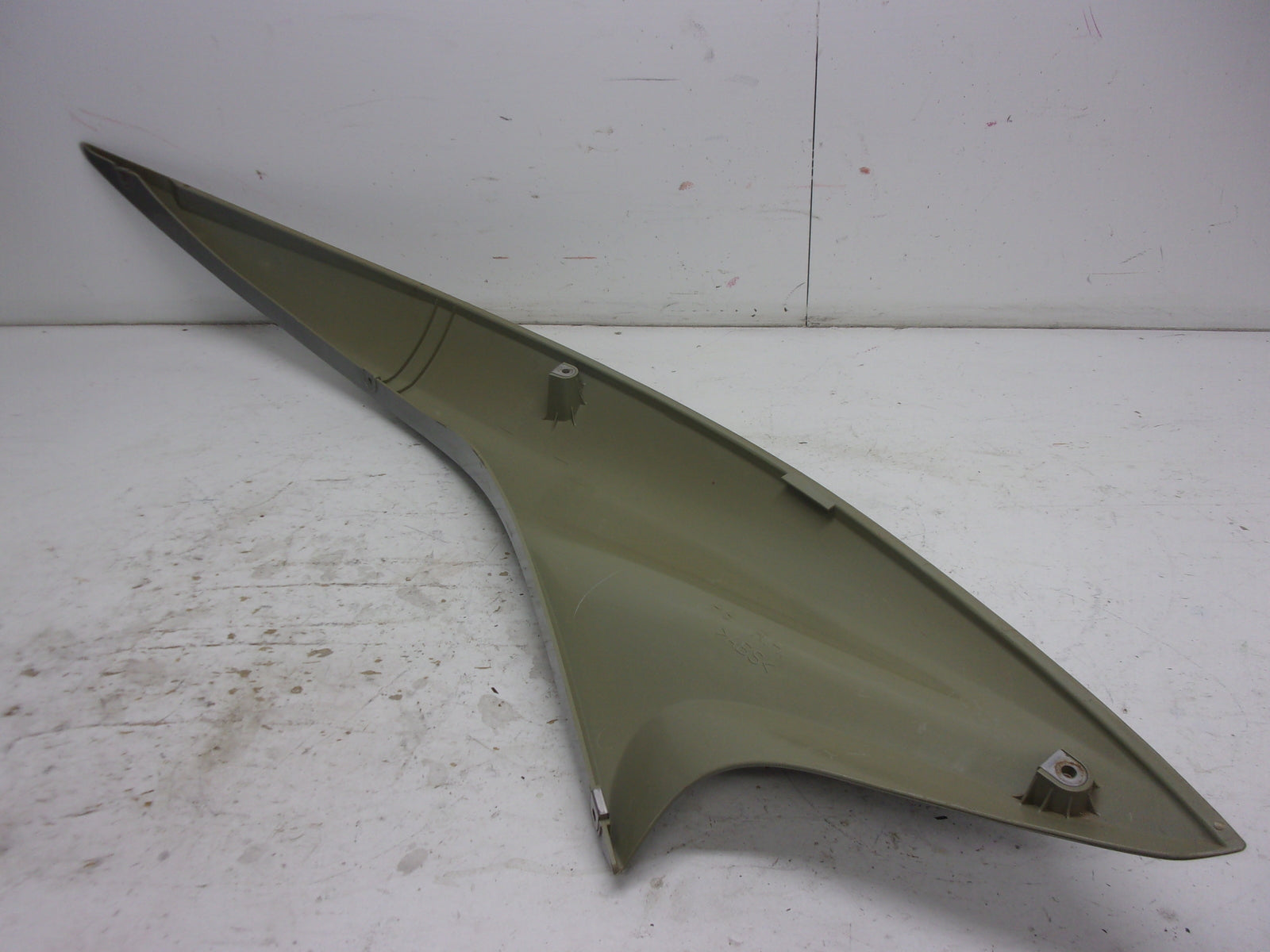 Yamaha WaveRunner 2002 FX140 OEM Greenish Gray RH Side Cover # F1B-U377C-02-P0