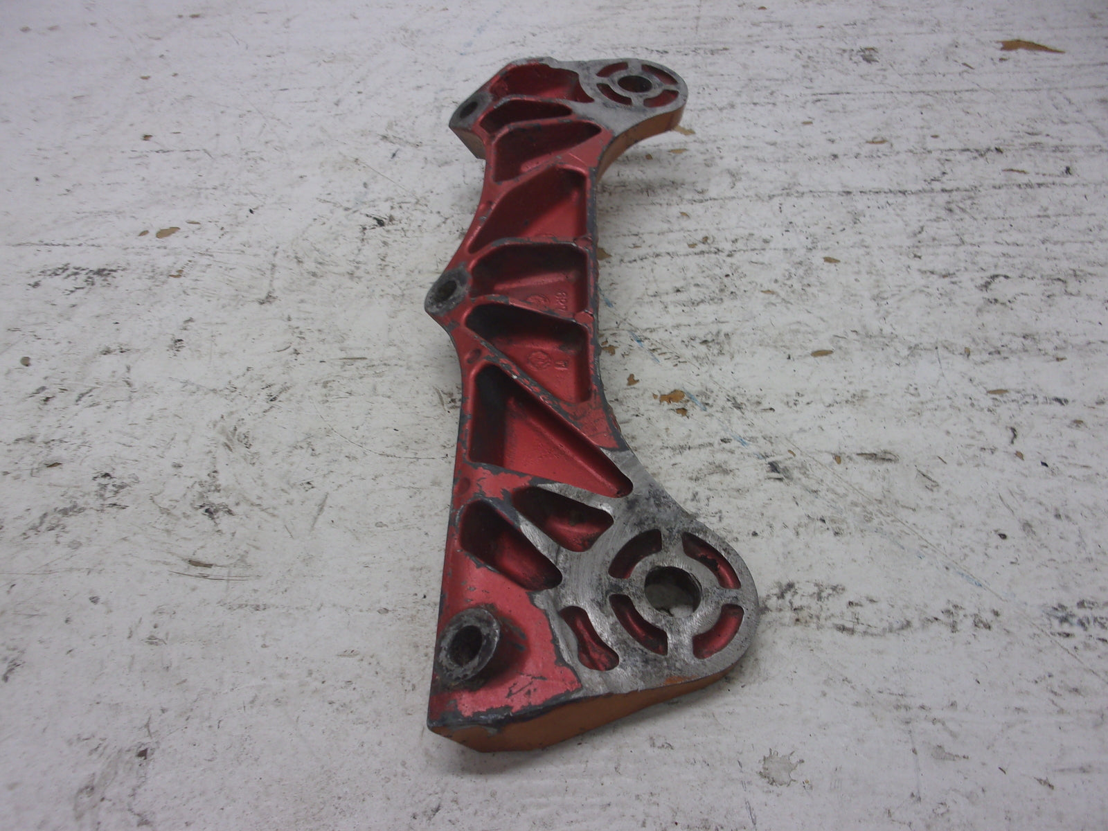 Yamaha Waverunner 1990-1998 WR WVT WB VXR OEM Engine Bracket # 6R7-21425-00-94