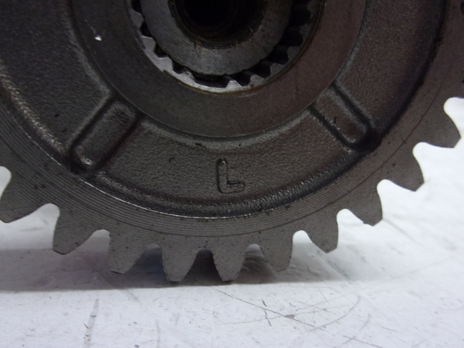 Honda  Aquatraxx 2002-2007 R-12 R-12X F-12 F-12X LH Balancer Shaft 13411-HW1-670