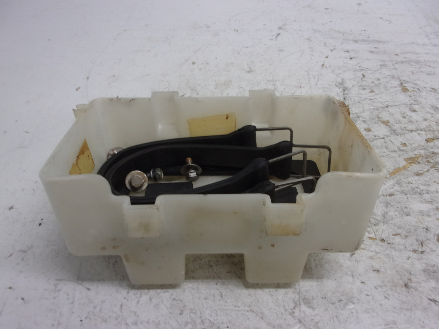 Yamaha WaveRunner 1998-2011 XL FX GP OEM Battery Box + Straps # GP7-U8211-00-00