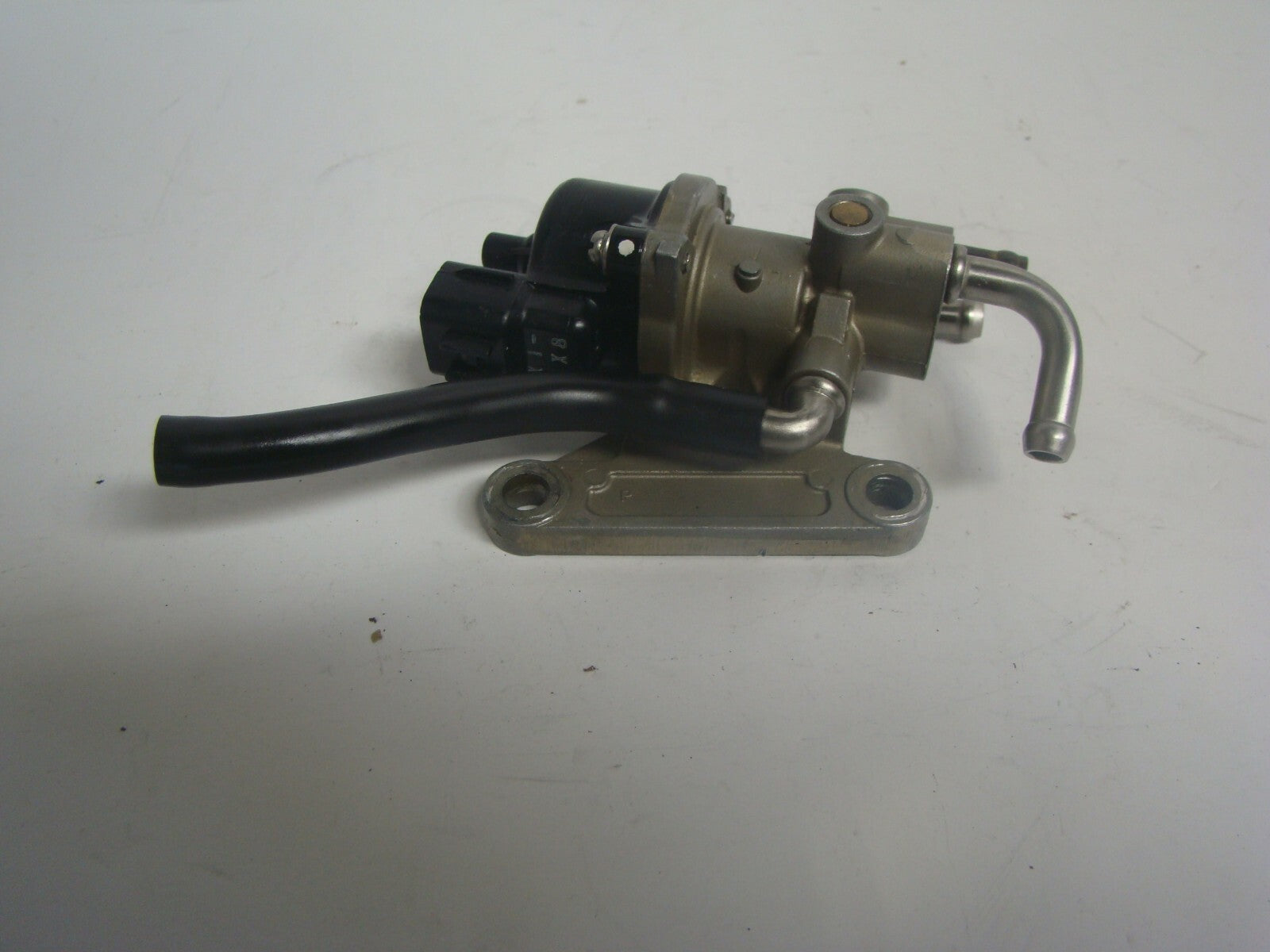 Yamaha Waverunner 2003-2004 FX140 Air Idle Control Motor Assembly 