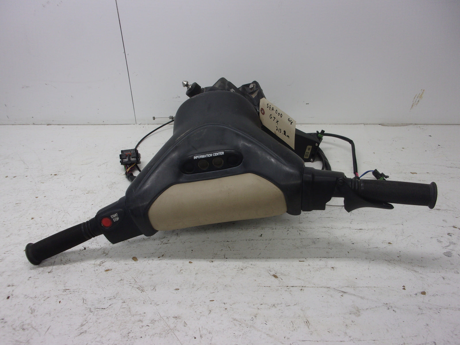 Sea Doo Bombardier 1998 GTX RFI OEM Complete Handlebar Assembly # 277000515