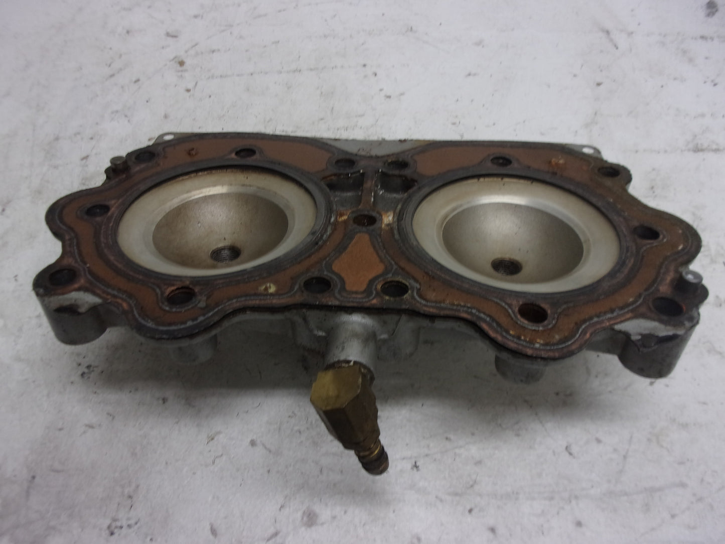 Sea Doo Bombardier 2000-2002 XP GTX RX LRV OEM Silver Cylinder Head # 290923921