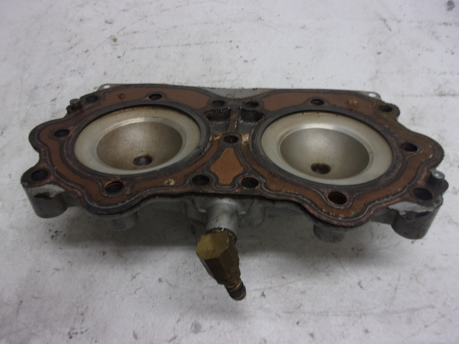 Sea Doo Bombardier 2000-2002 XP GTX RX LRV OEM Silver Cylinder Head # 290923921