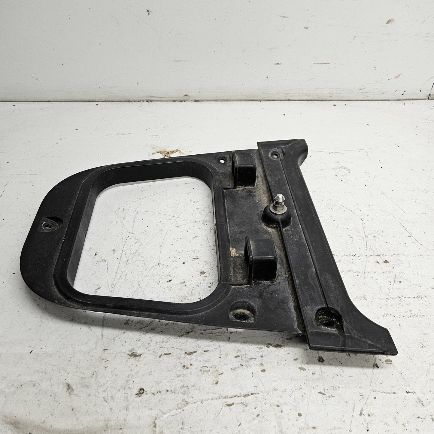 Yamaha Waverunner 2013-2016 FX FZR FZS VXR VXS OEM Deck Beam # F2S-U890L-04-00
