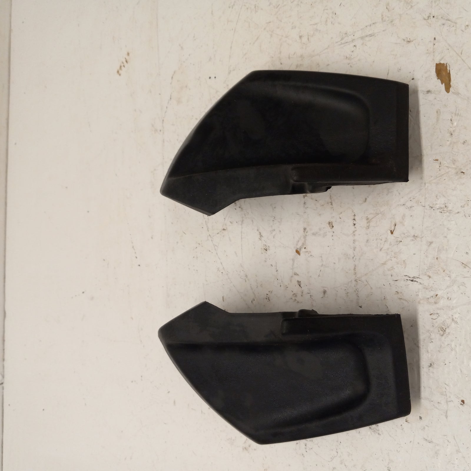 Can-Am Roadster 2010-2019 RT OEM Tourpack Armrest Set Part# 708000614 708000615