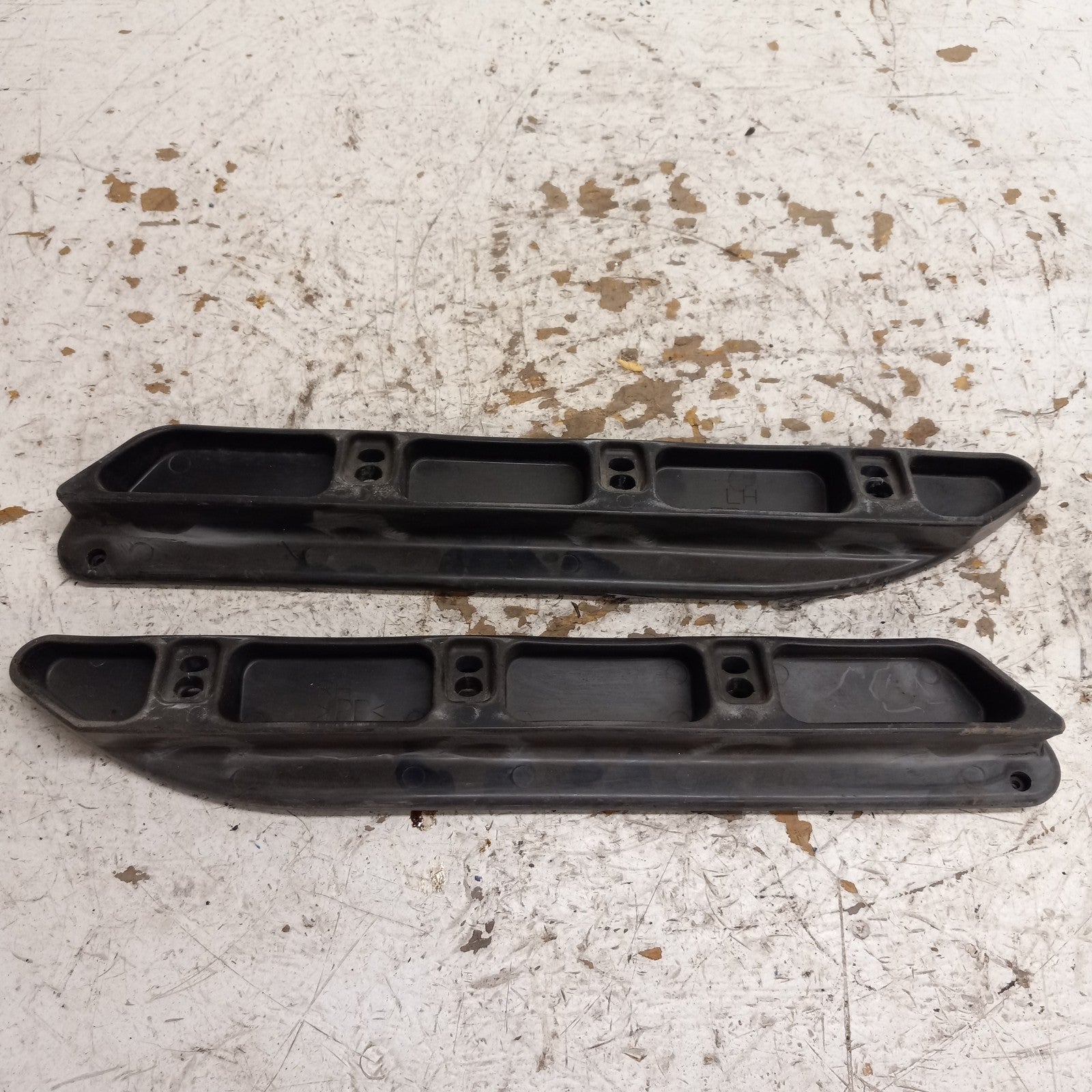 Yamaha Waverunner 2000-2008 GP 1200/1300 OEM Sponson Set Part# F0X-U883P-00-00