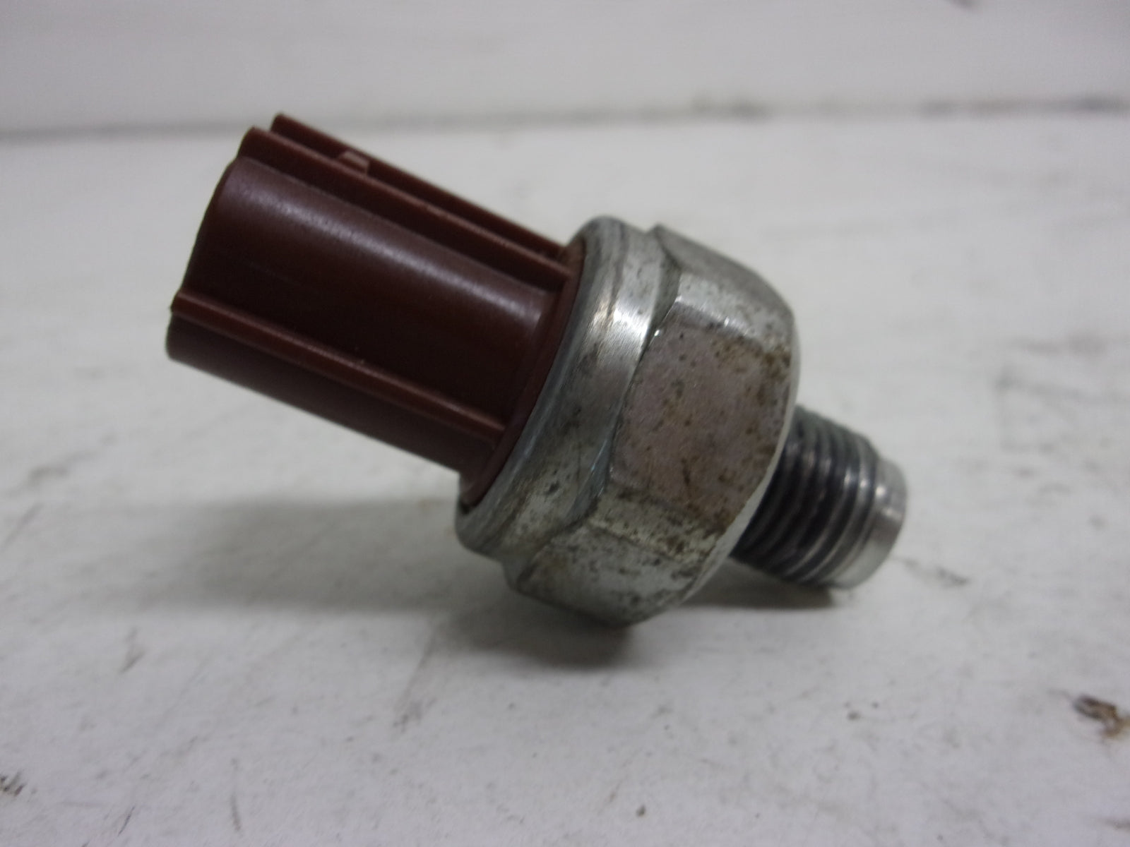 Honda  Aquatraxx 2002-2007 R-12 R-12X F-12 F-12X OEM Knock Sensor  30530-HW1-671