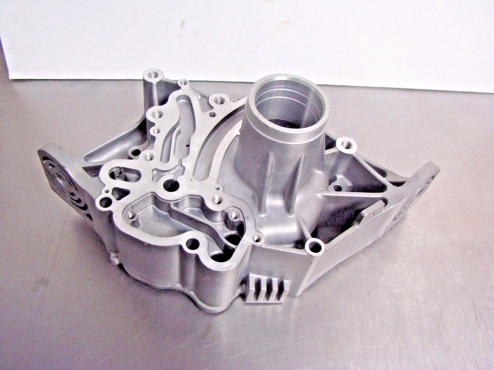 Yamaha Waverunner 2005-2011 VX110 FX New Gear Pump Cover Part# 6B6-13327-01-94