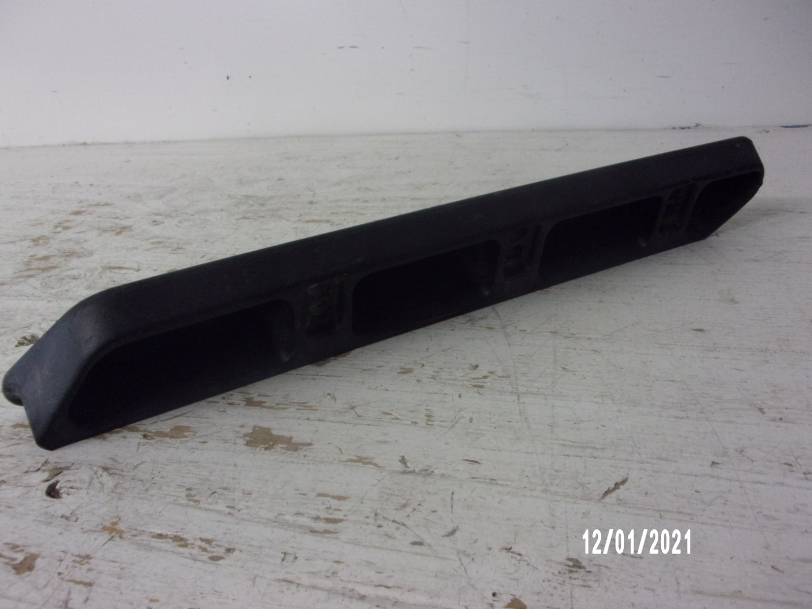 Yamaha WaveRunner 2000-2008 GP 800 1200/1300 Black Left Sponson F0X-U883N-00-00