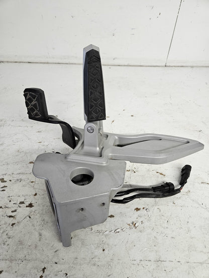 Can-Am Roadster 2009-2010 Spyder RS GS Right Peg Support + Brake Pedal 705003336