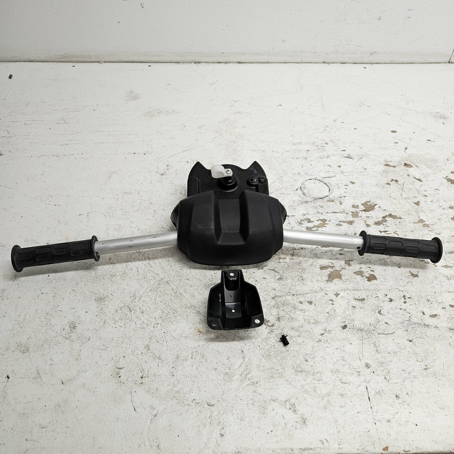 Yamaha WaveRunner 2021-2022 SuperJet OEM Handlebar + Grips # F4R-61552-00-00
