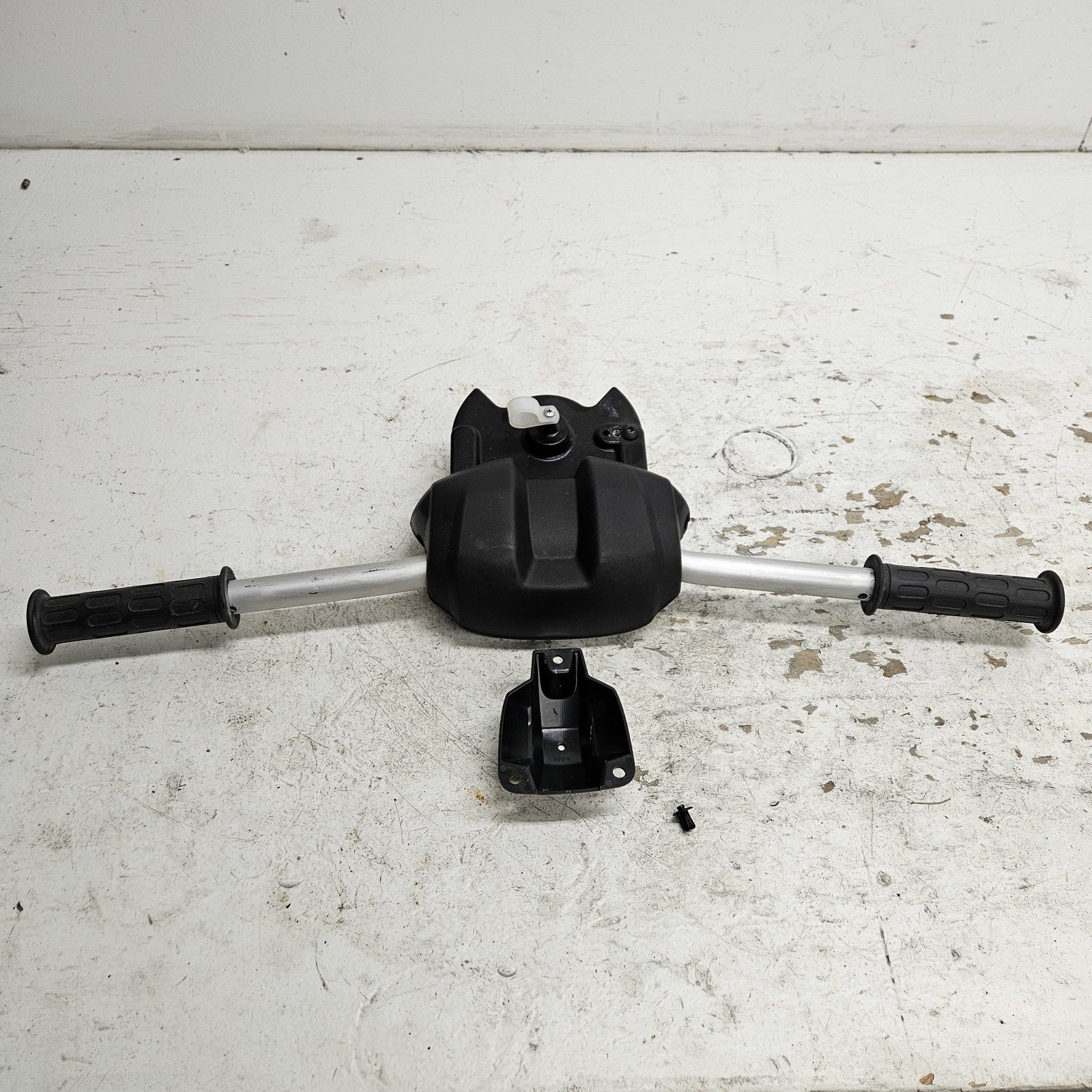 Yamaha WaveRunner 2021-2022 SuperJet OEM Handlebar + Grips # F4R-61552-00-00