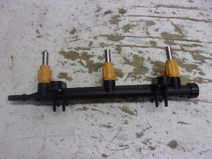 Yamaha 2016-2017 VX V1 EX  OEM Fuel Rail + Injectors Part# 6EY-13761-00-00