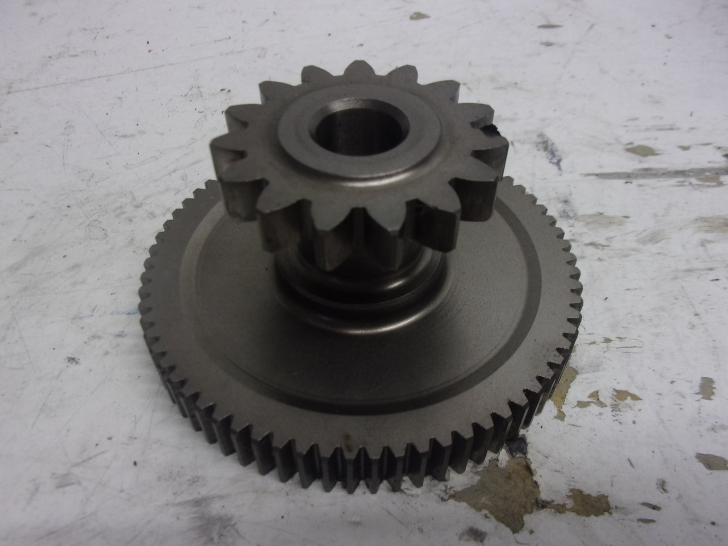 Yamaha Waverunner 2016-2022 VX EX V1 OEM Idler Gear Assembly # 2HC-15512-00-00