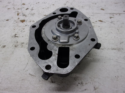 Sea Doo Bombardier 2002 GTX 4-Tec OEM Oil Pump & Housing + Hardware 290811840