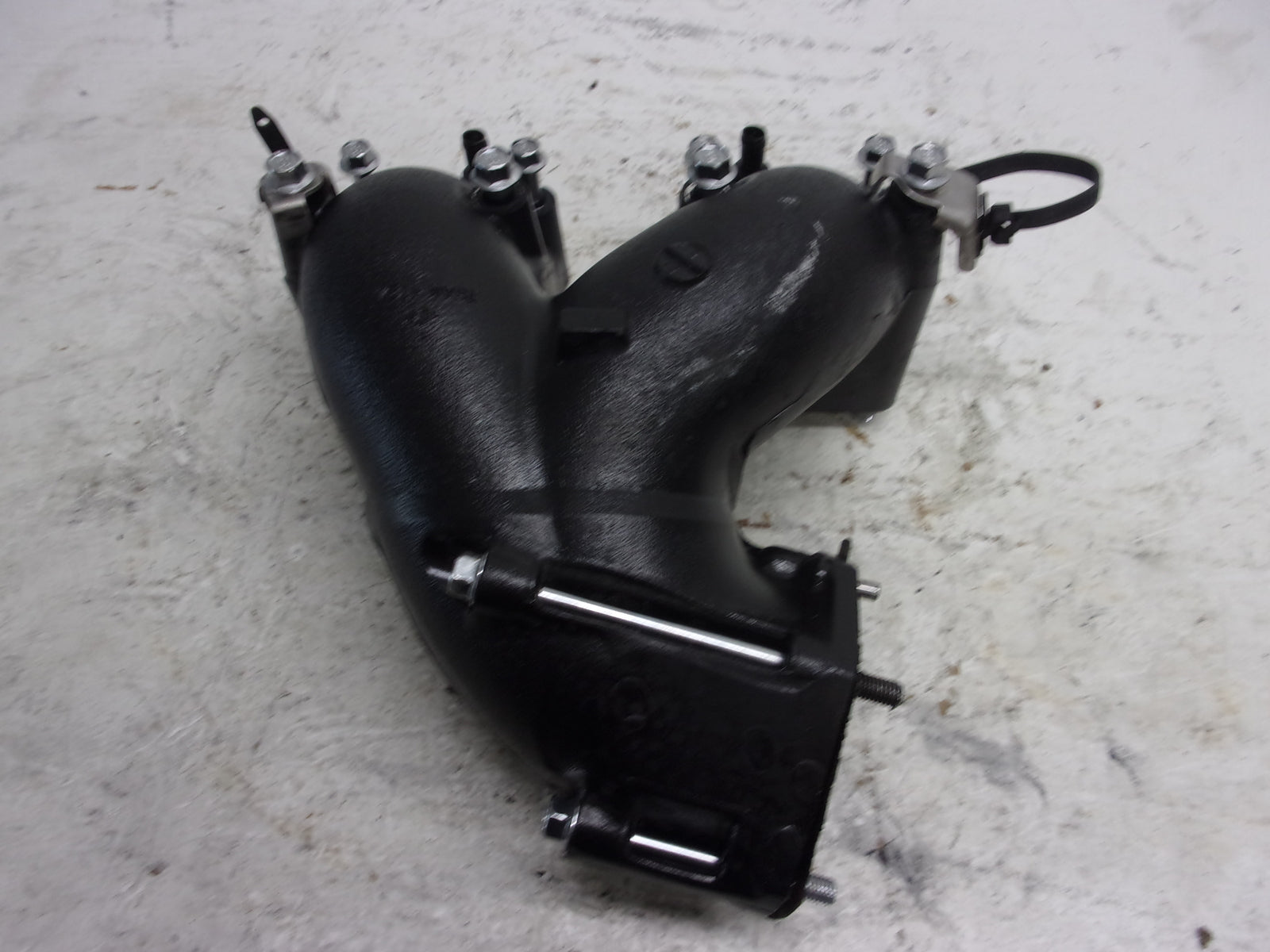 Yamaha WaveRunner 1999-2003 GP XL XLT 800 Exhaust Manifold Part# 66E-14711-10-8P