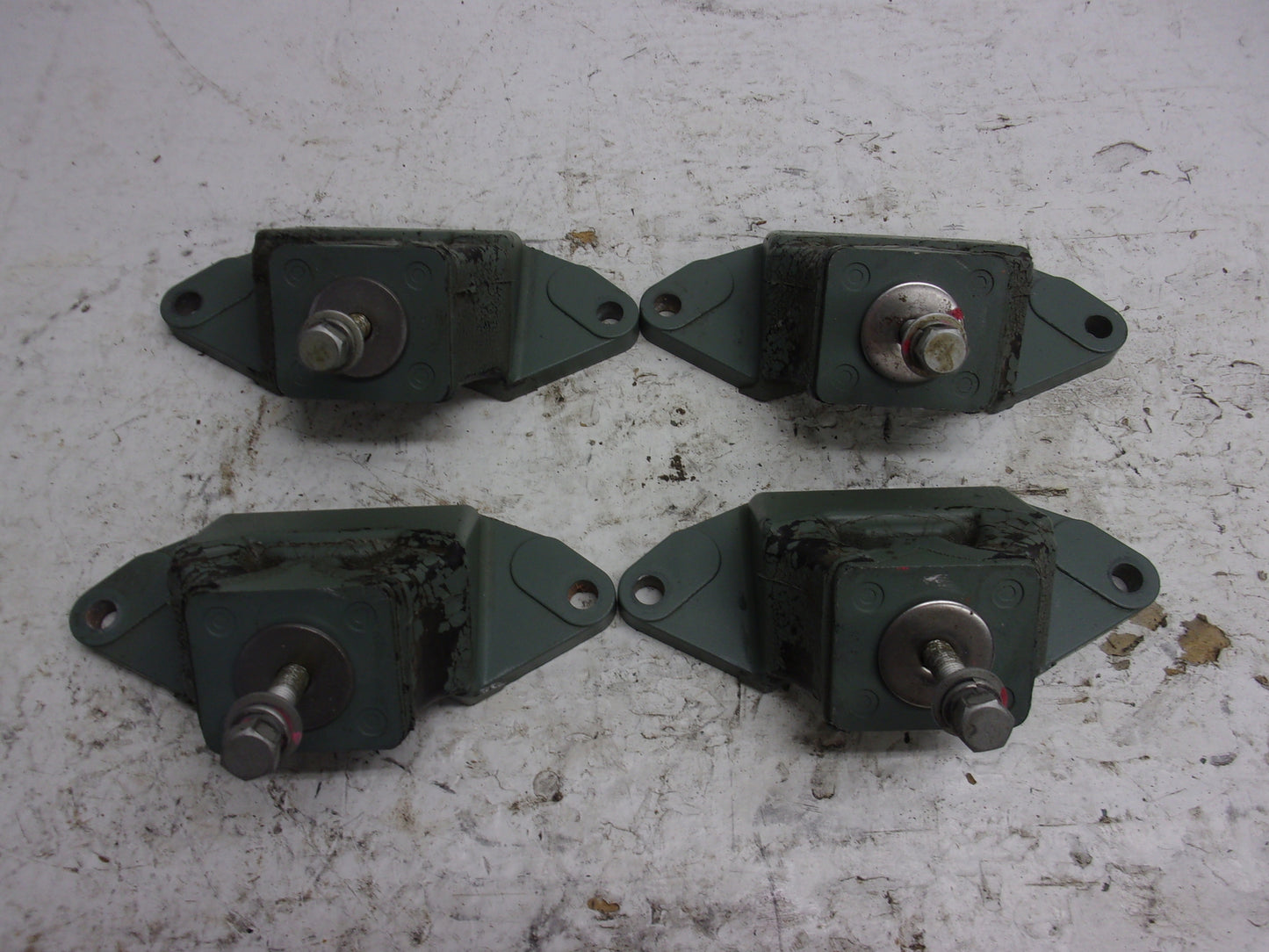 Yamaha Waverunner 1999-2001 XL 1200 OEM Engine Mount Set Part# 66V-44517-00-8P