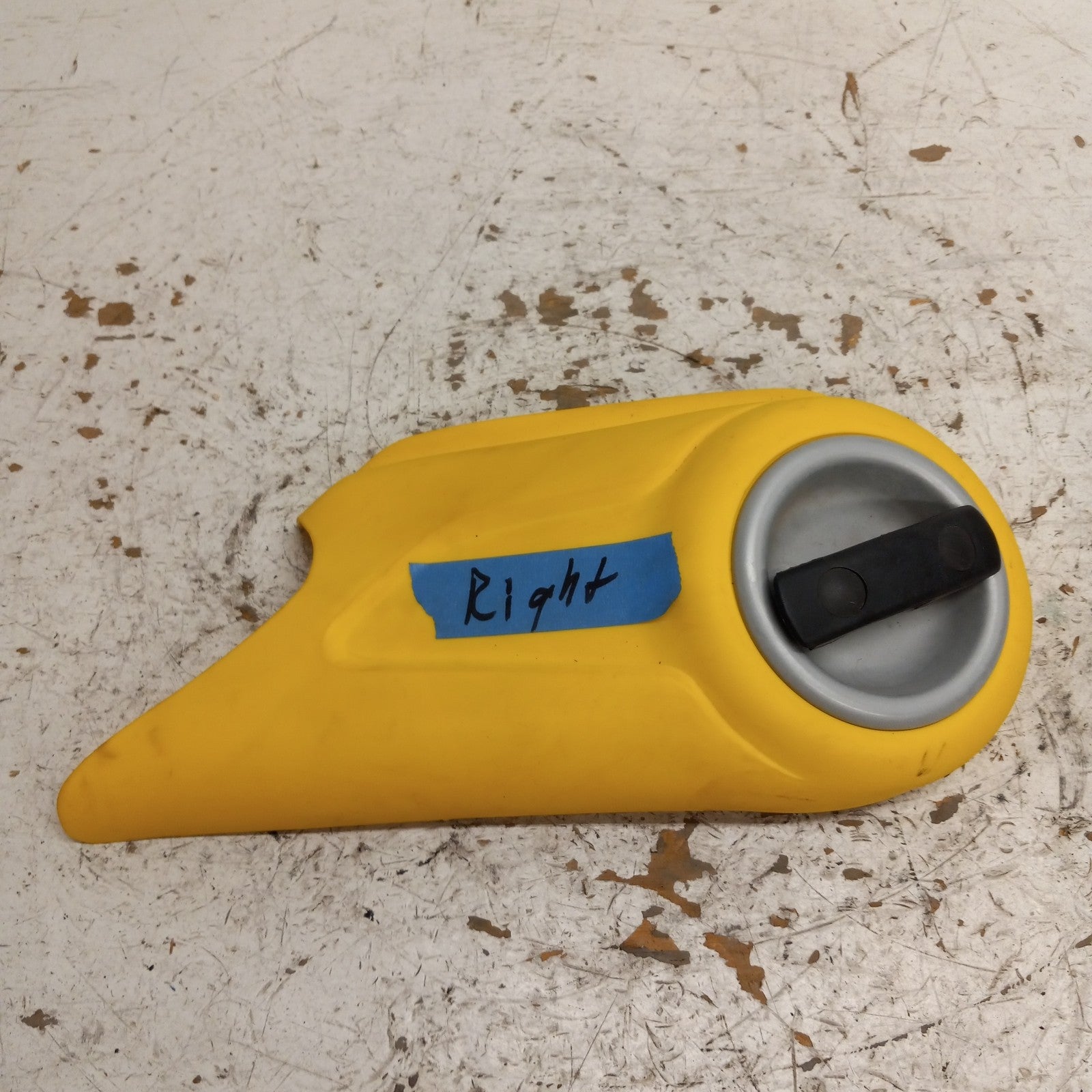 Sea Doo Bombardier 2000-2001 XP OEM Yellow Right Side Frame Cover Part 269000652