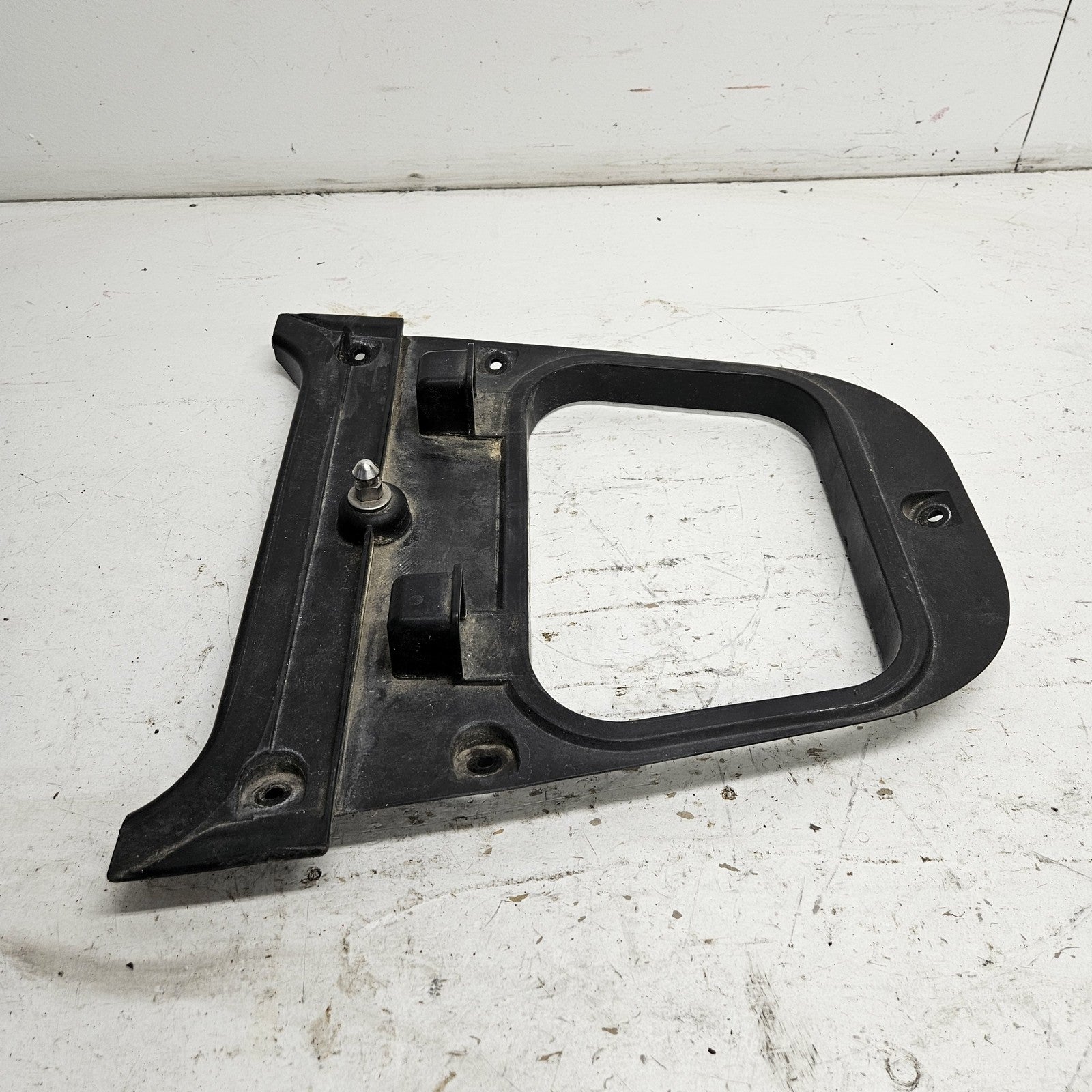 Yamaha Waverunner 2013-2016 FX FZR FZS VXR VXS OEM Deck Beam # F2S-U890L-04-00