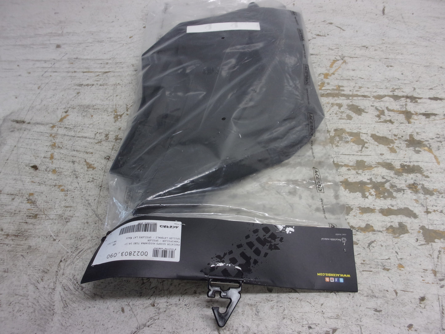 Husqvarna 2014-2017 TC85 NEW Acerbis Tank Spoiler Part# 0022803.090