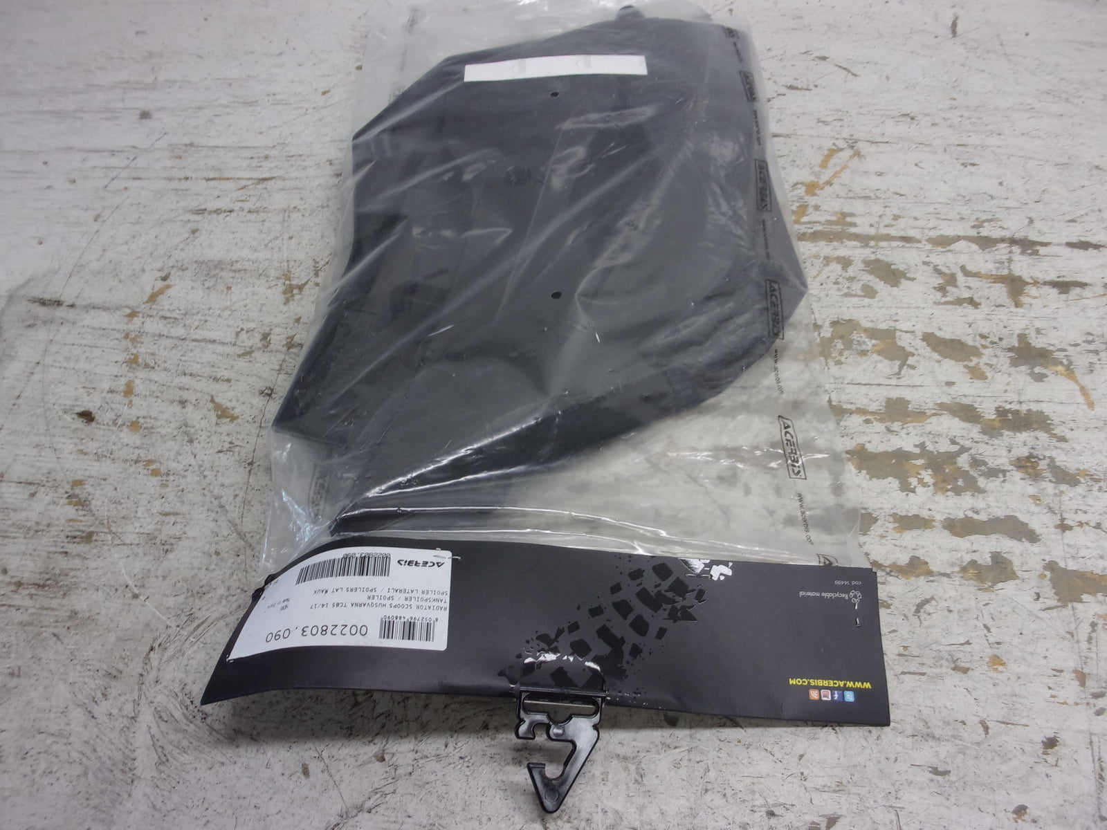 Husqvarna 2014-2017 TC85 NEW Acerbis Tank Spoiler Part# 0022803.090