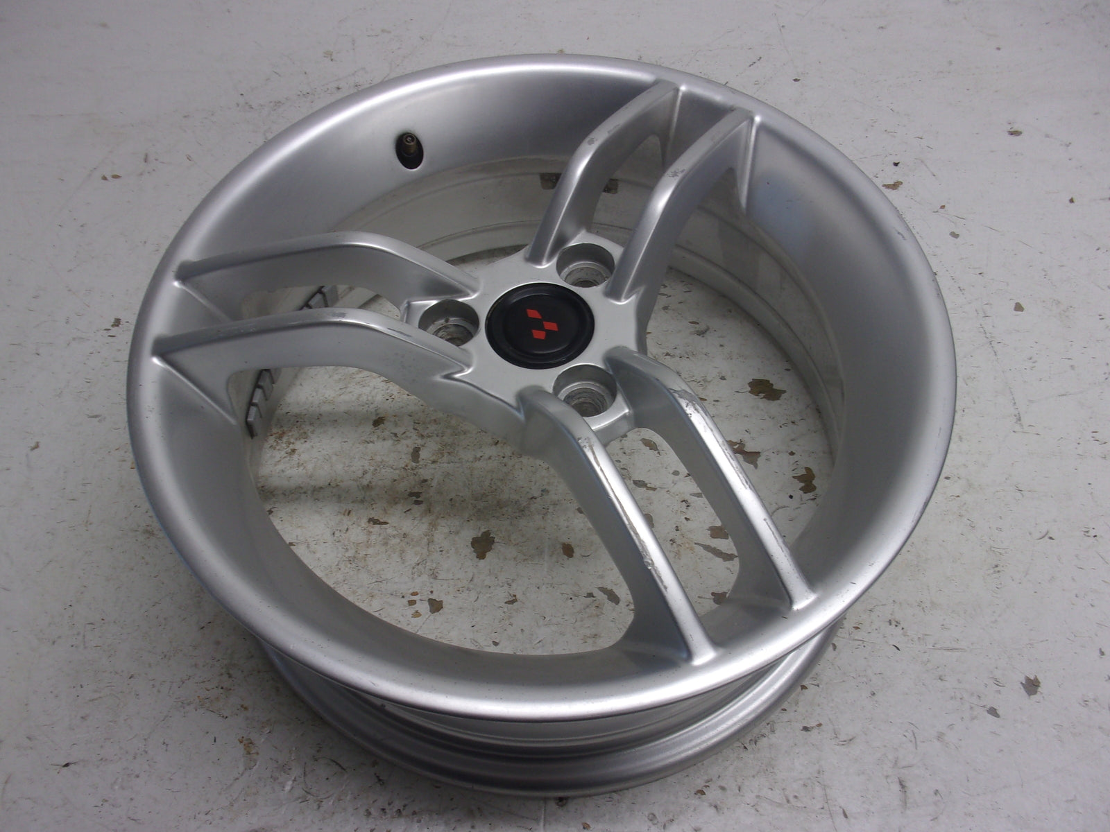 Can-Am Roadster 2010-2012 Spyder RS-S OEM Silver Front Wheel # 706201058