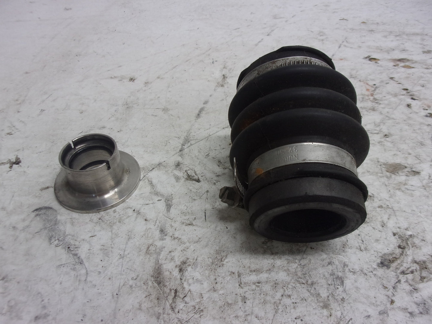 Sea Doo Bombardier 1998-2007 GTX XP GTI RX 3D GS Carbon Ring & Bellow 272000770