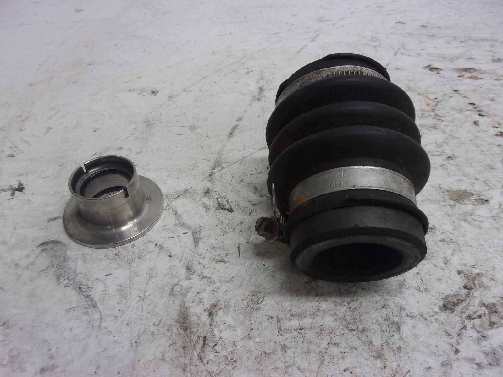 Sea Doo Bombardier 1998-2007 GTX XP GTI RX 3D GS Carbon Ring & Bellow 272000770