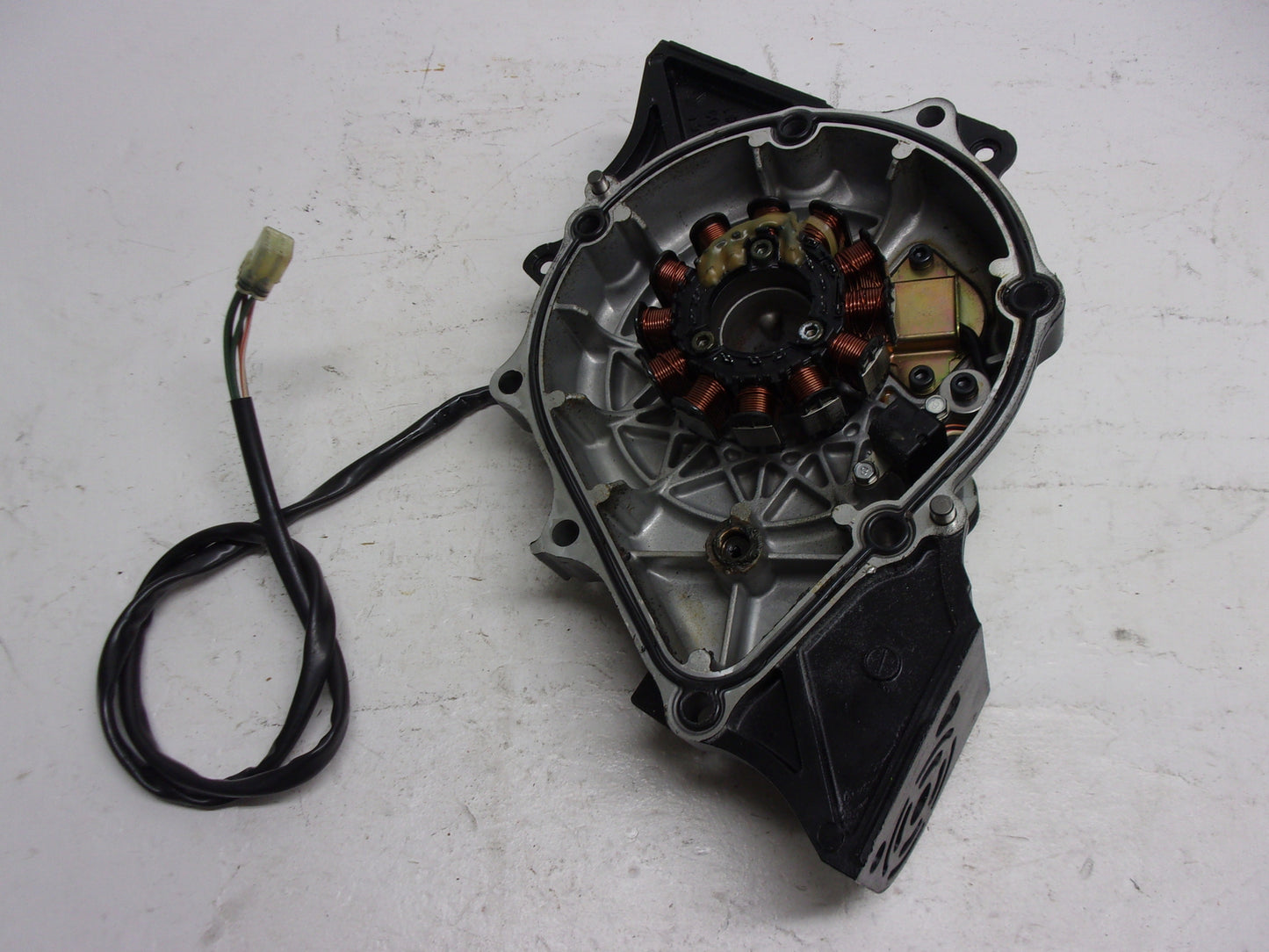 Yamaha Waverunner 1999-2000 GP XL 1200 Flywheel Cover + Stator # 66V-81337-00-8P