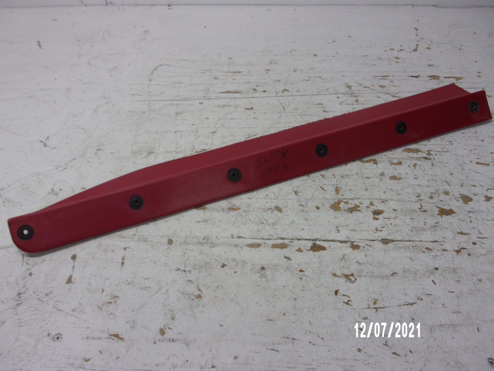 Polaris PWC Watercraft 1999 SLTX 1050 OEM Red Right Sponson Part# 5432275-294