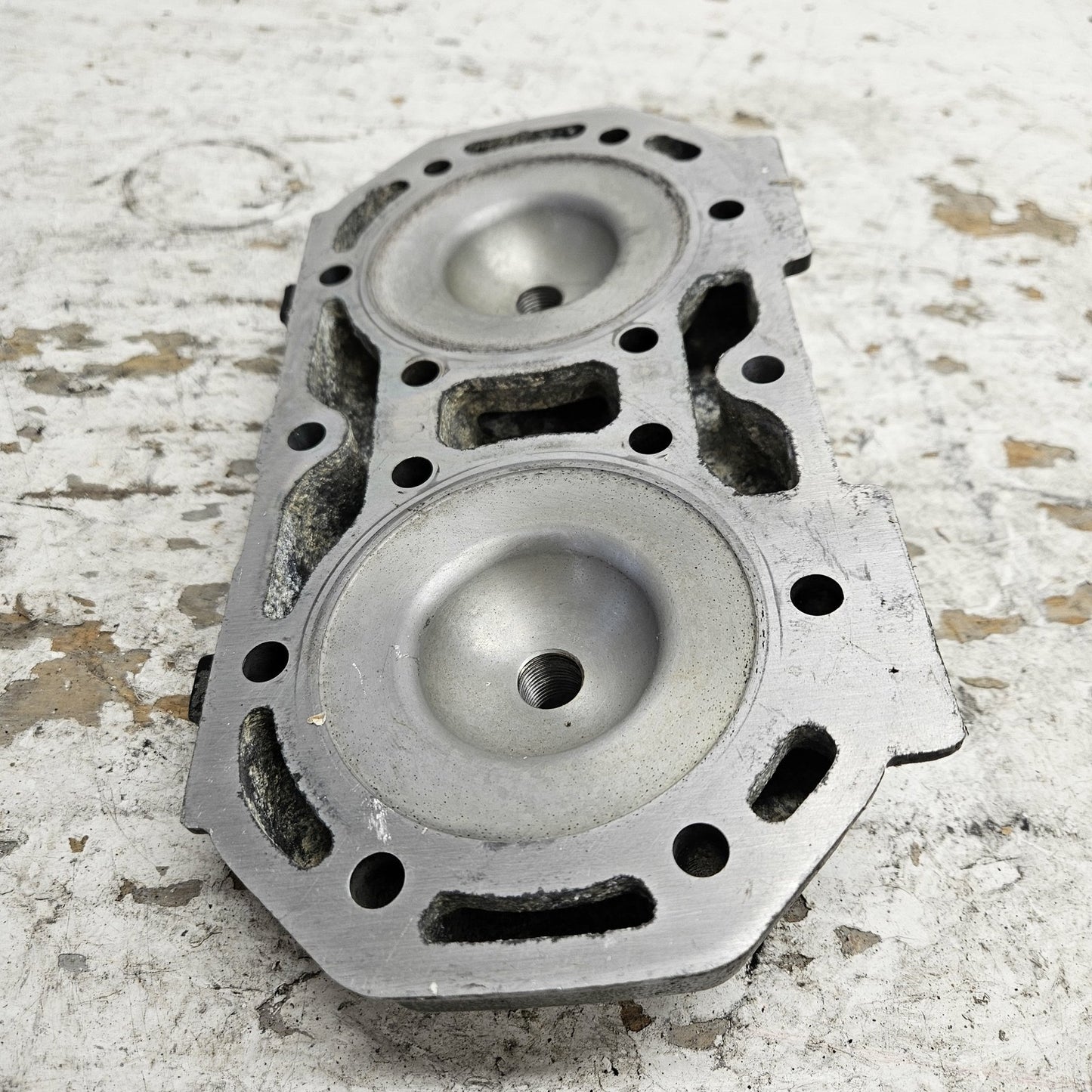 Kawasaki Jet Ski 1991-1995 650 Jet Mate X2 TS SC Silver Cylinder Head 11001-3716