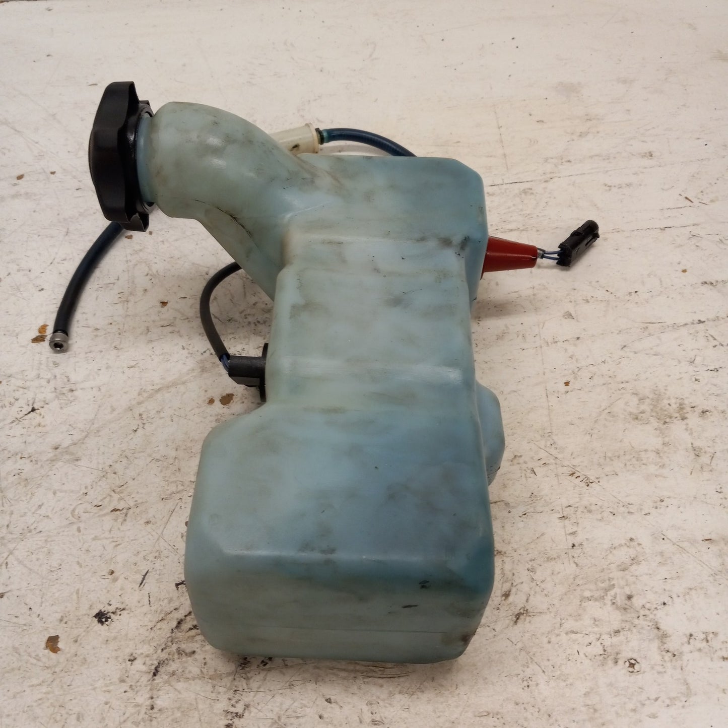 Sea Doo Bombardier 1997-2005 3D XP OEM Oil Tank Assembly Part# 275000210