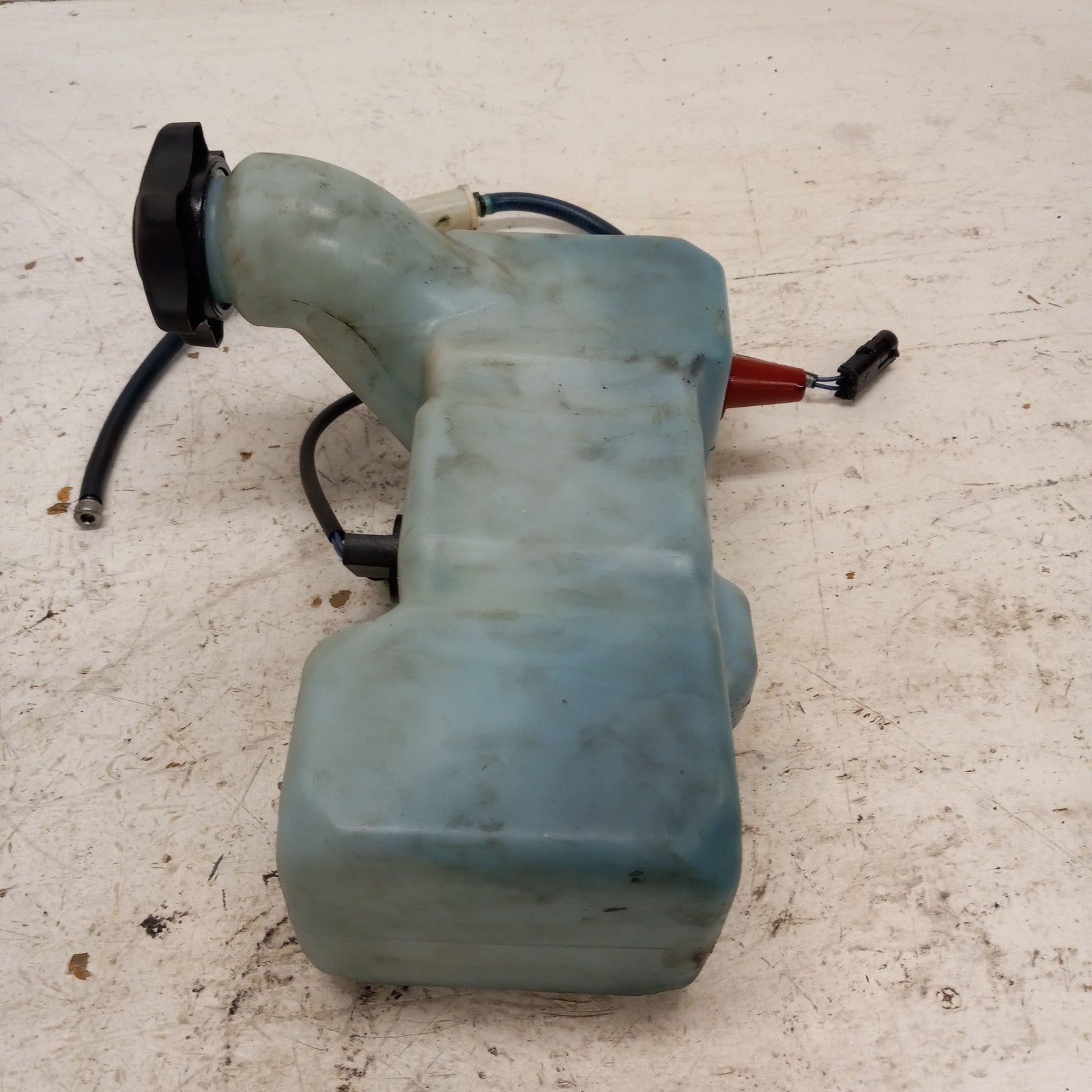 Sea Doo Bombardier 1997-2005 3D XP OEM Oil Tank Assembly Part# 275000210