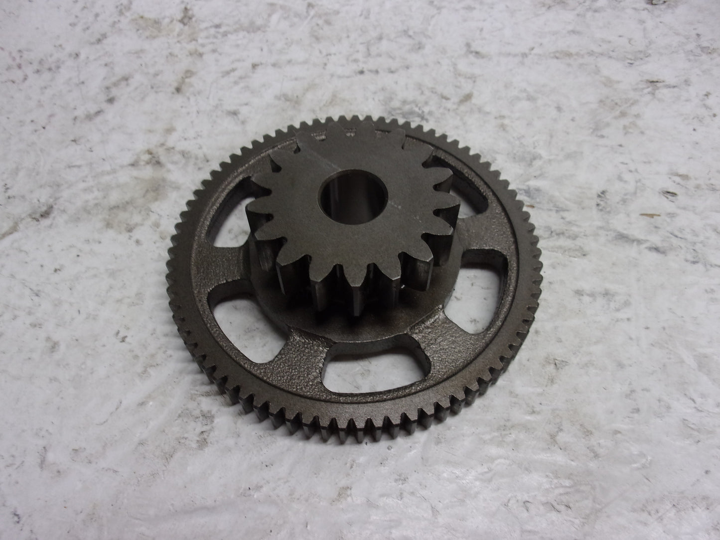 Yamaha WaveRunner 2002-2015 VX FX V1 OEM Idler Gear Assembly # 60E-15517-00-00