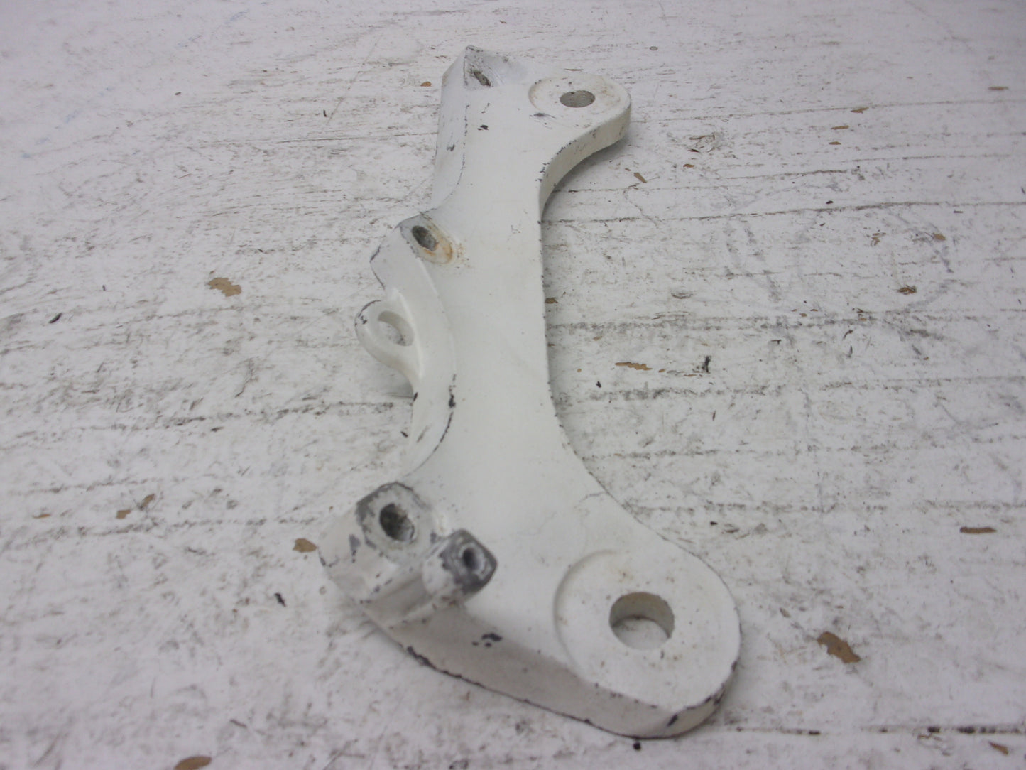 Yamaha Waverunner 1990-1998 WR WVT WB VXR OEM Engine Bracket # 6R7-21425-00-94