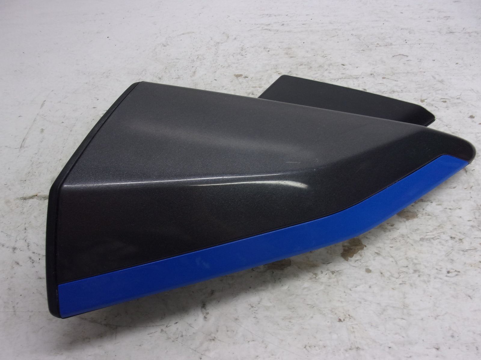 Yamaha 2019-2021 FX Cruiser HO OEM Dark Pewter & Blue RH Mirror # F3X-U590E
