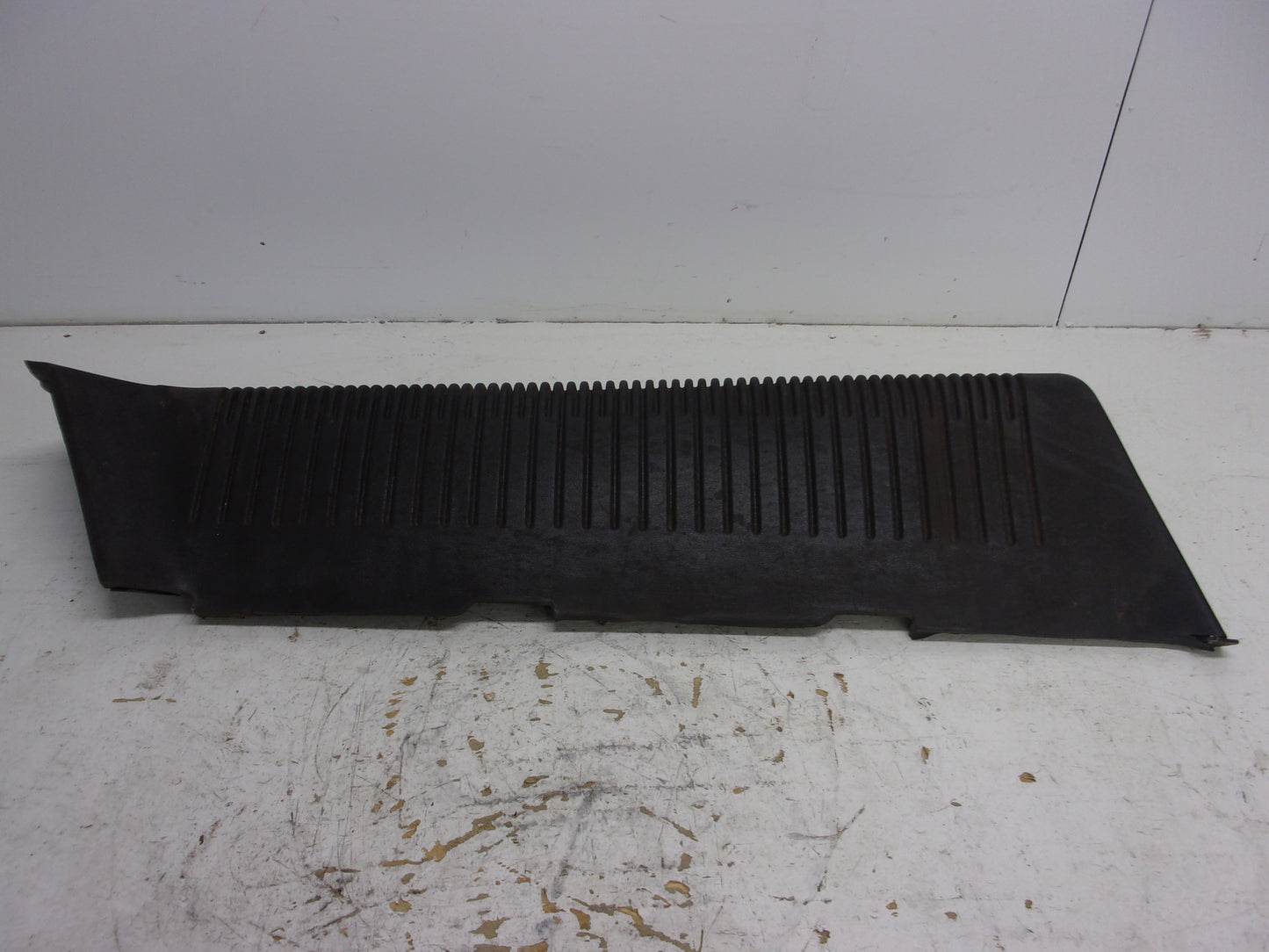 Kawasaki Jet Ski 1990-1995 550SX Black Right Hand Stock Deck Pad # 39156-3732