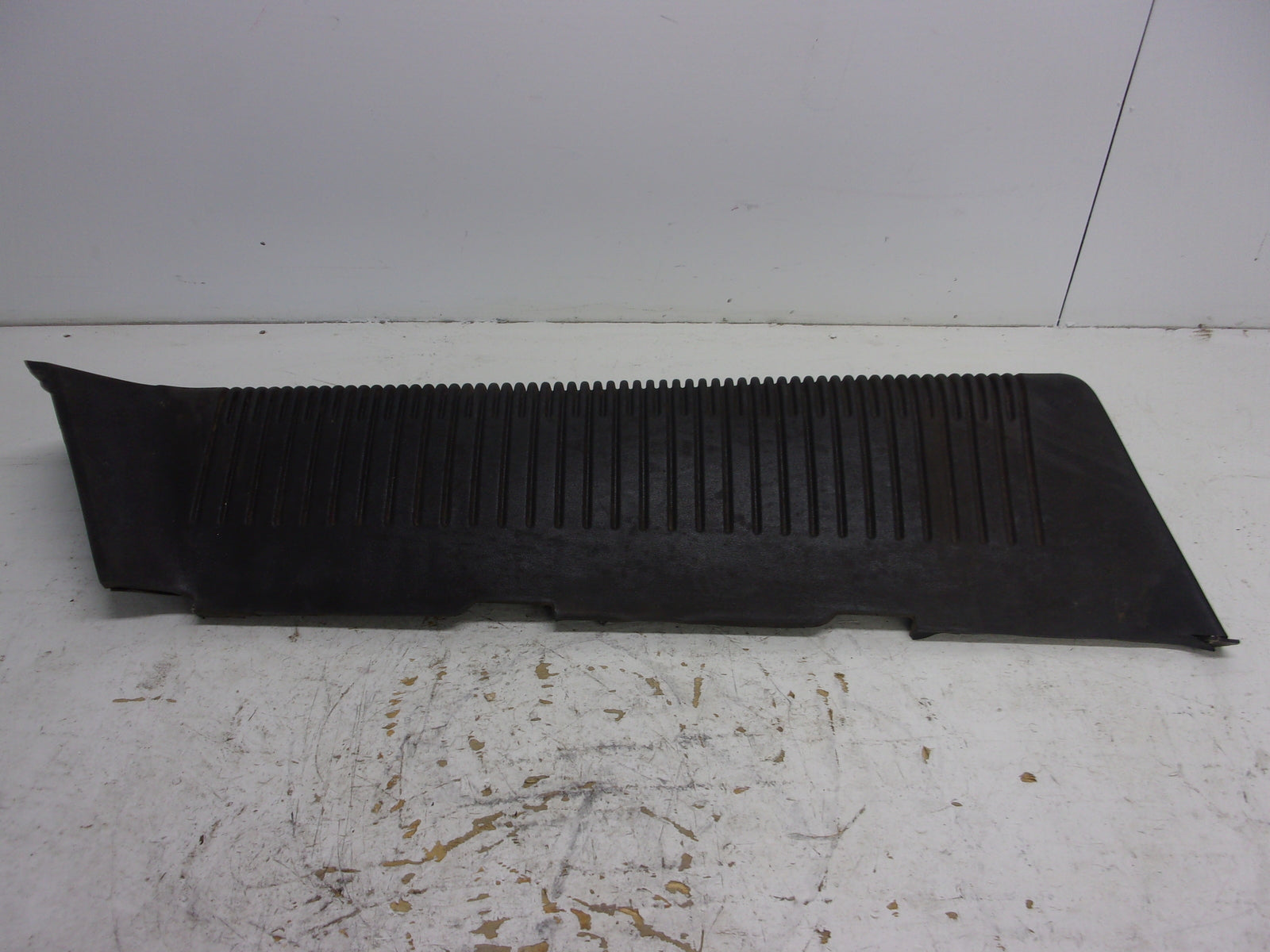 Kawasaki Jet Ski 1990-1995 550SX Black Right Hand Stock Deck Pad # 39156-3732