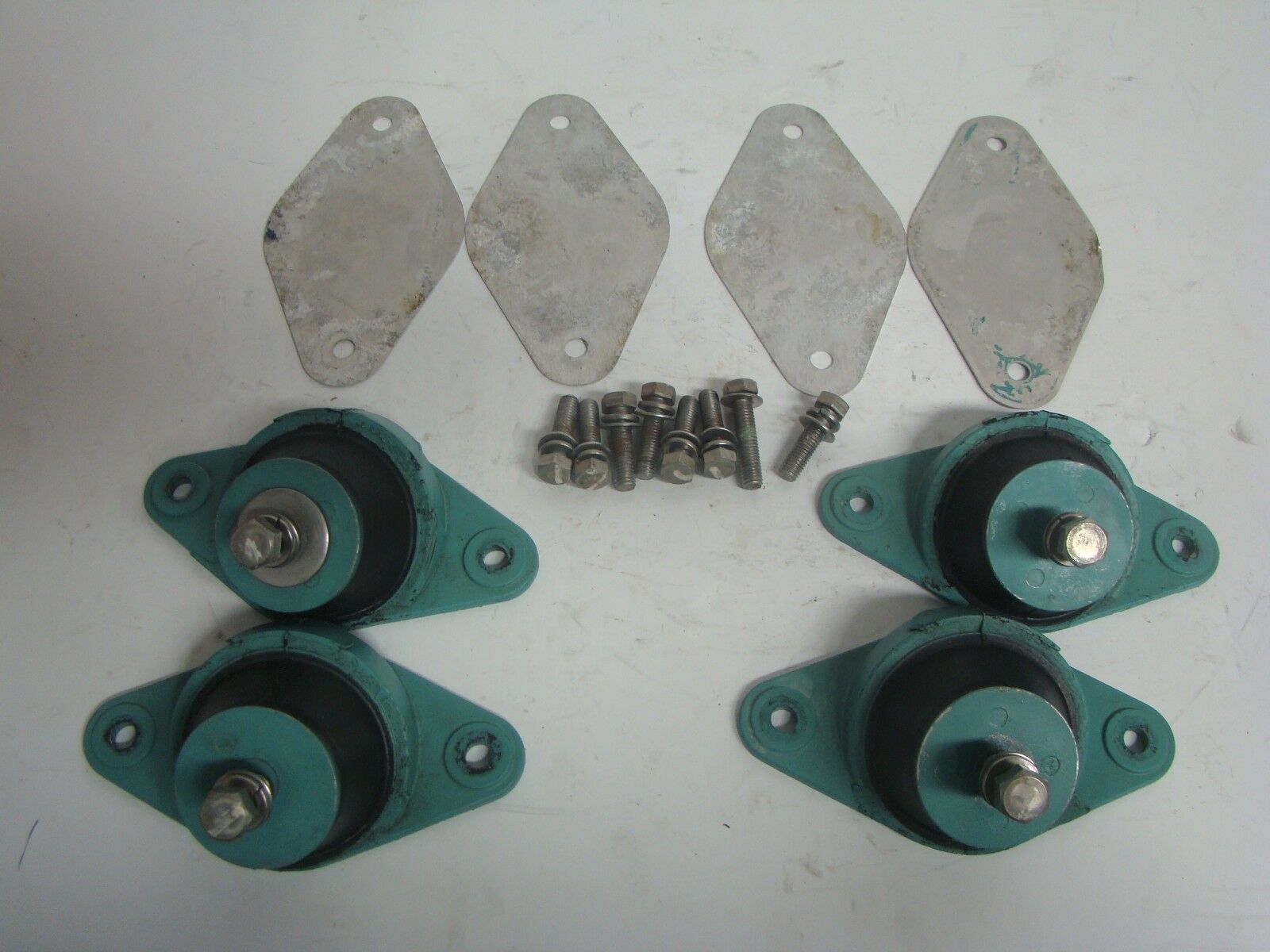 Kawasaki Jet Ski 95-07 STX 12F 15F ZXI Ultra 150 Motor Mount Set Part 92160-3838