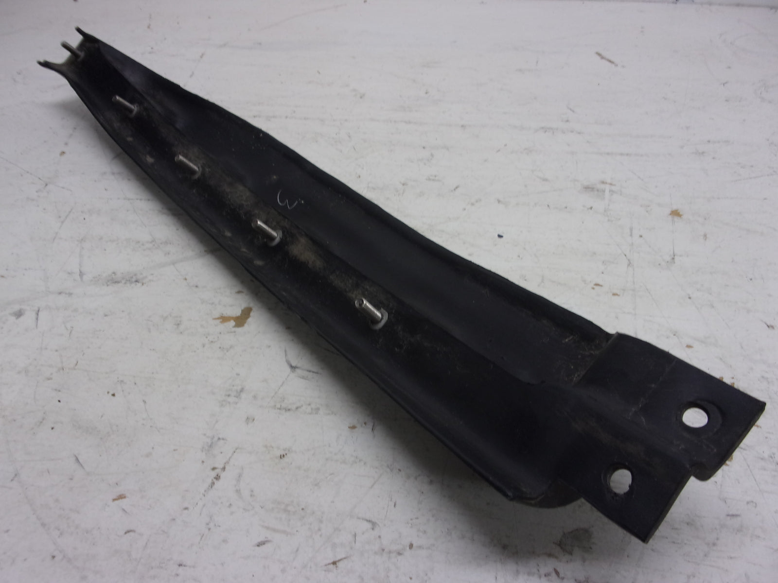 Yamaha Waverunner 1992-1993 WR3 650 OEM Black Right Side Bumper GA9-U251C-20-00