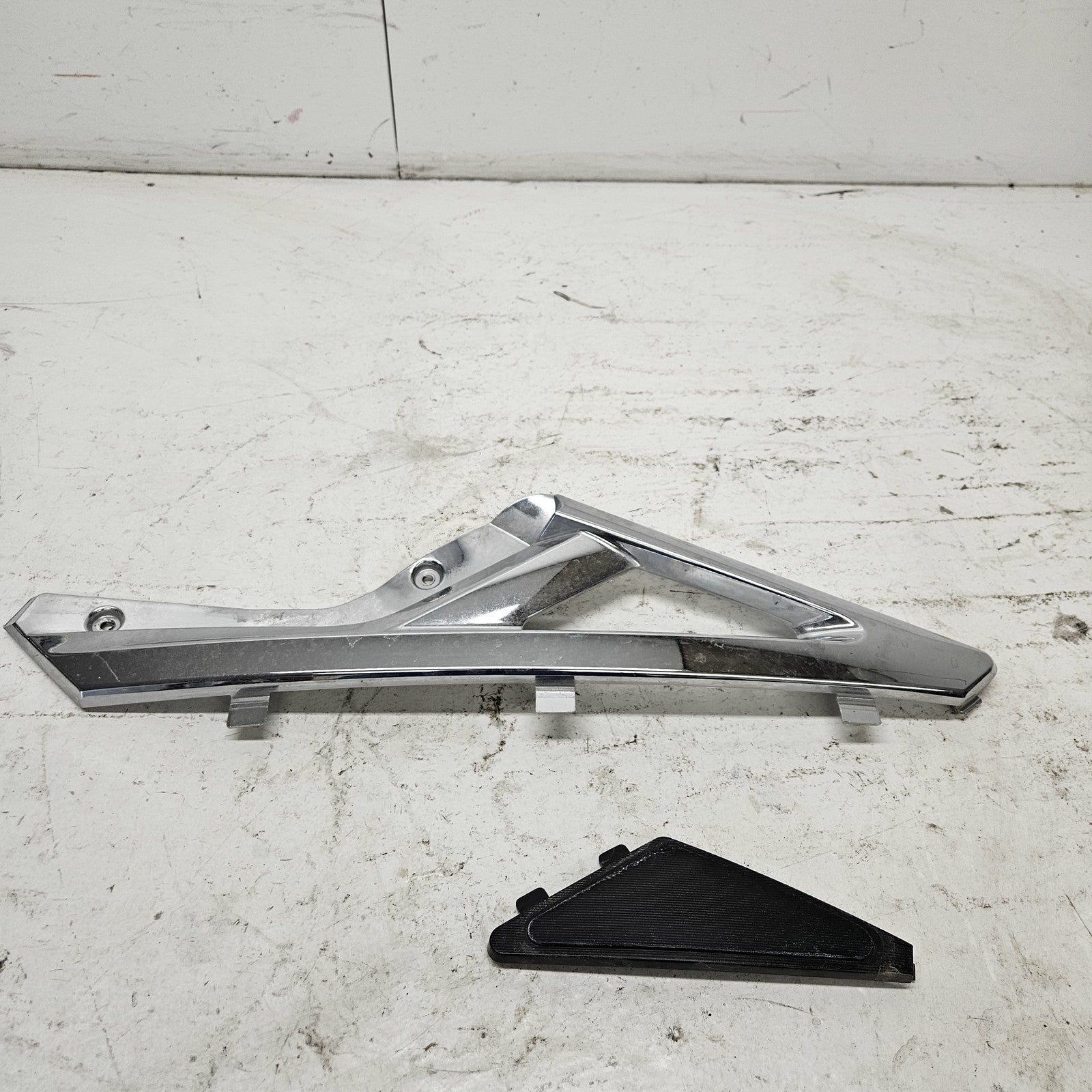 Yamaha WaveRunner 2015-2019 VX VXS VXR LH Chrome Trim + Insert F3P-U377F-00-00