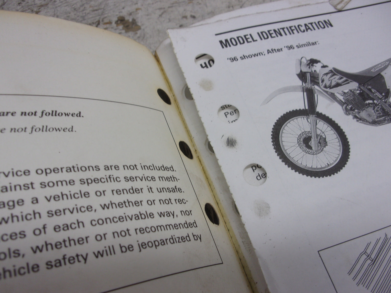 Honda Dirt Bike MX 1996-2003 XR250R OEM Service Manual Part# 61KCE06