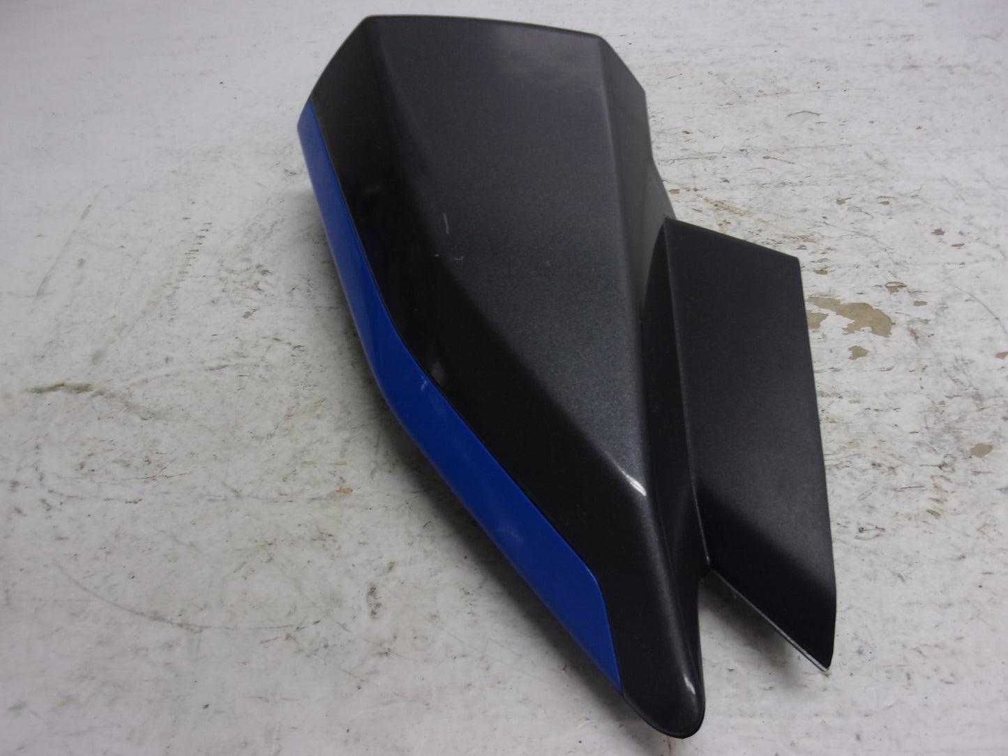 Yamaha 2019-2021 FX Cruiser HO OEM Dark Pewter & Blue RH Mirror # F3X-U590E