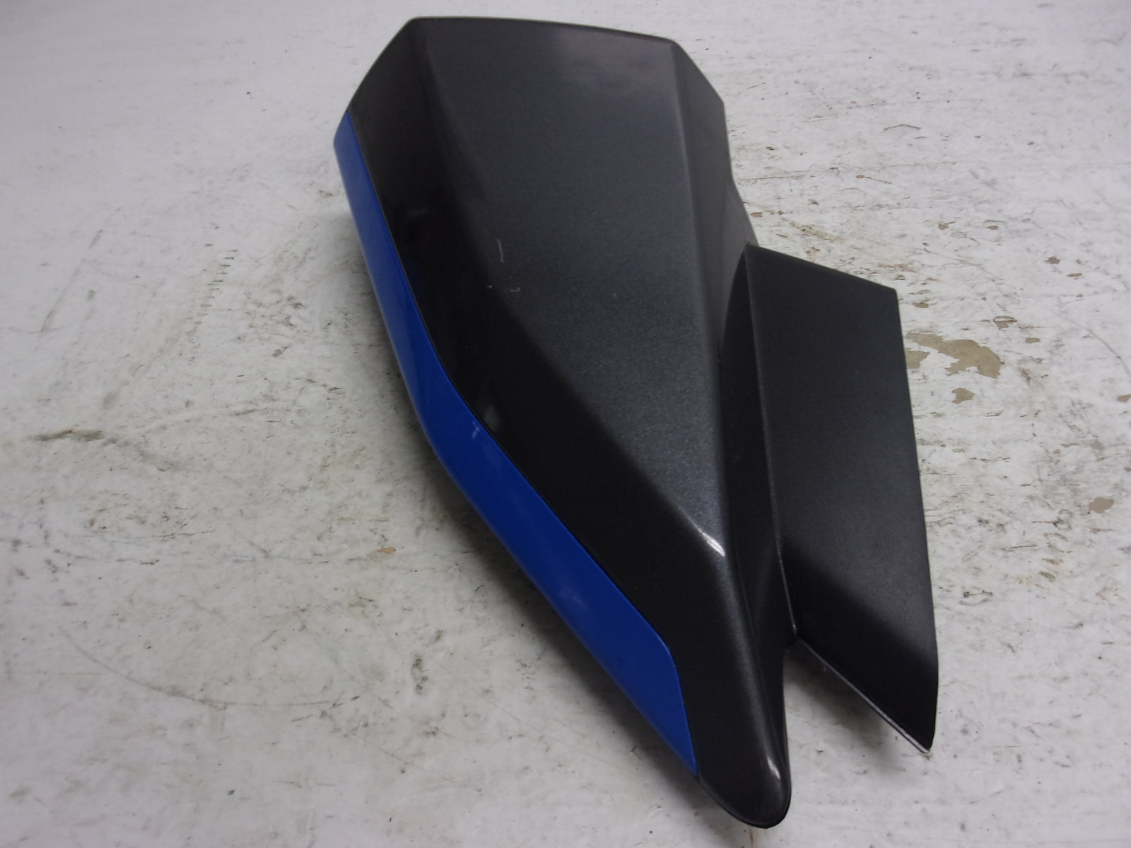 Yamaha 2019-2021 FX Cruiser HO OEM Dark Pewter & Blue RH Mirror # F3X-U590E