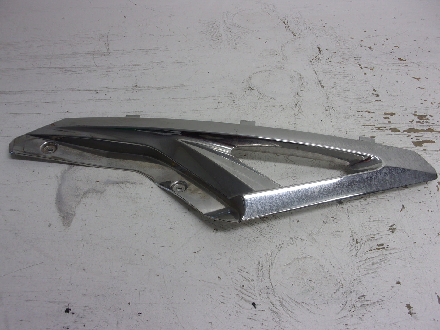 Yamaha WaveRunner 2015-2019 VX VXS VXR OEM Chrome RH Side Trim F2X-U377G-00-00