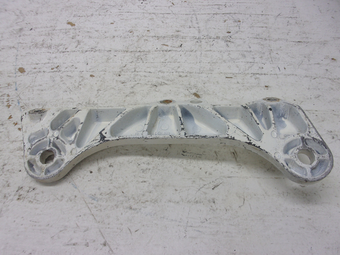 Yamaha Waverunner 1990-1998 WR WVT WB VXR OEM Engine Bracket # 6R7-21425-00-94